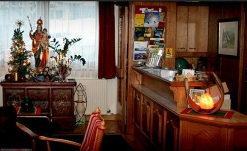 Гостиница Hotel Edelweiss в Фюгене