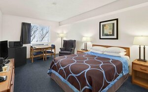 Гостиница Super 8 by Wyndham Swift Current