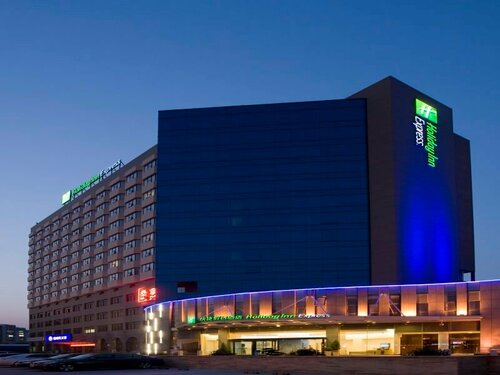 Гостиница Holiday Inn Express Shanghai Jinqiao Central, an Ihg Hotel в Шанхае