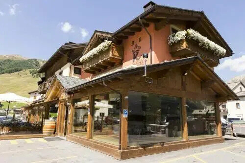 Гостиница B&b The King в Ливиньо