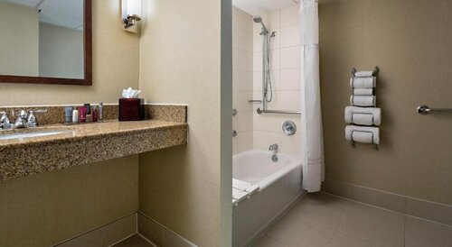 Гостиница Houston Marriott West Loop by The Galleria в Беллере