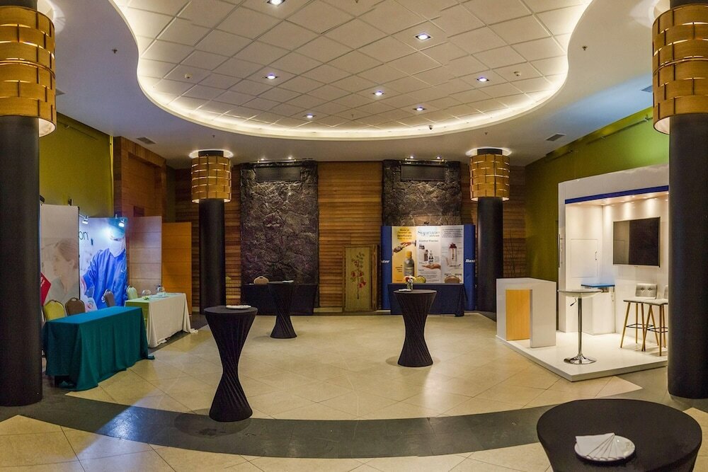 Фото Hotel Cumbres Puerto Varas