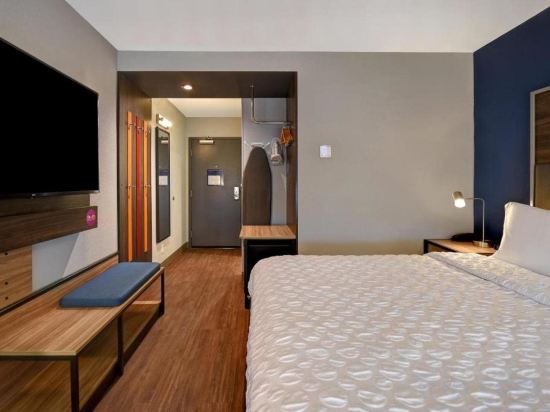 Фото Tru by Hilton Manchester Downtown