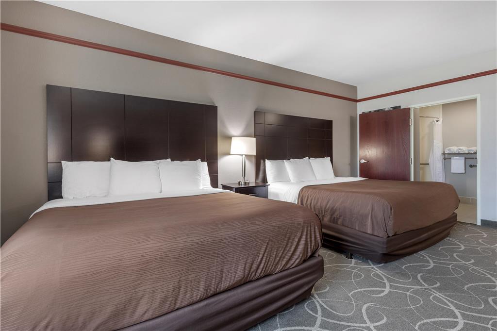 Фото Best Western Limestone Inn & Suites