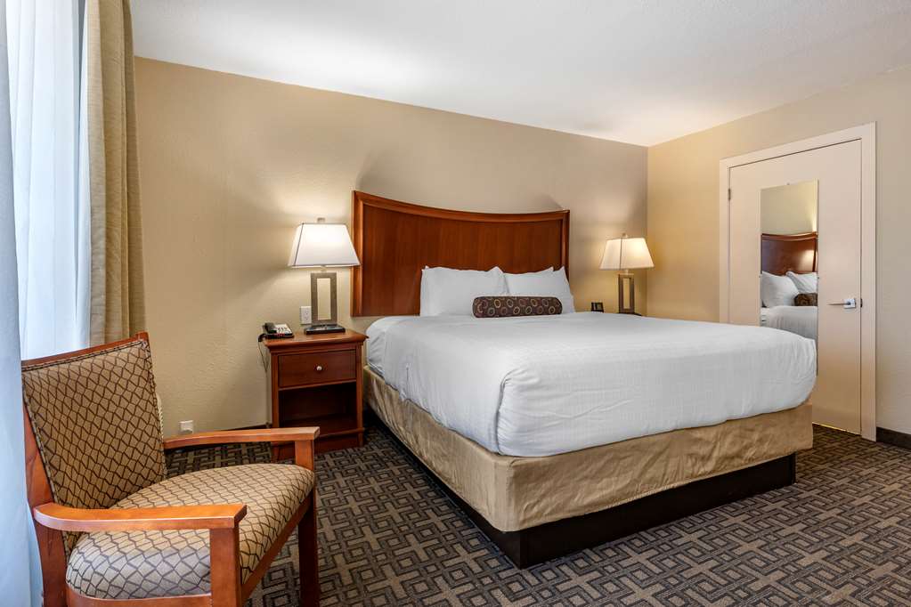 Фото Best Western Swiss Clock Inn