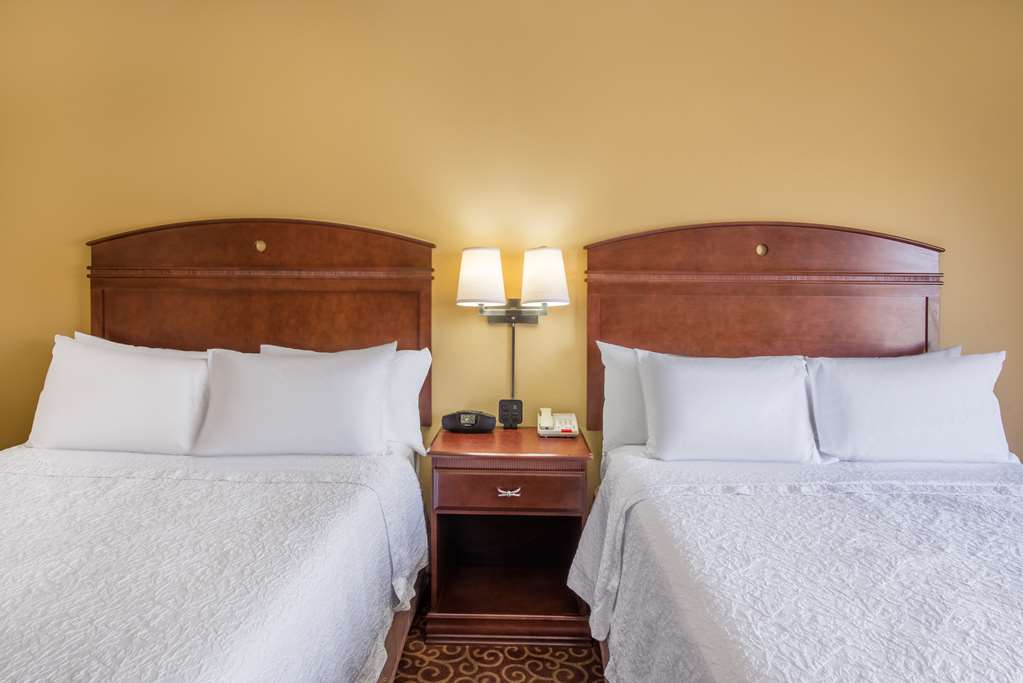 Фото Hampton Inn & Suites Oklahoma City - South