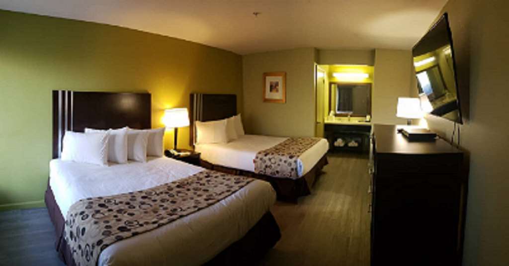 Фото SureStay Hotel by Best Western Vallejo Napa Valley