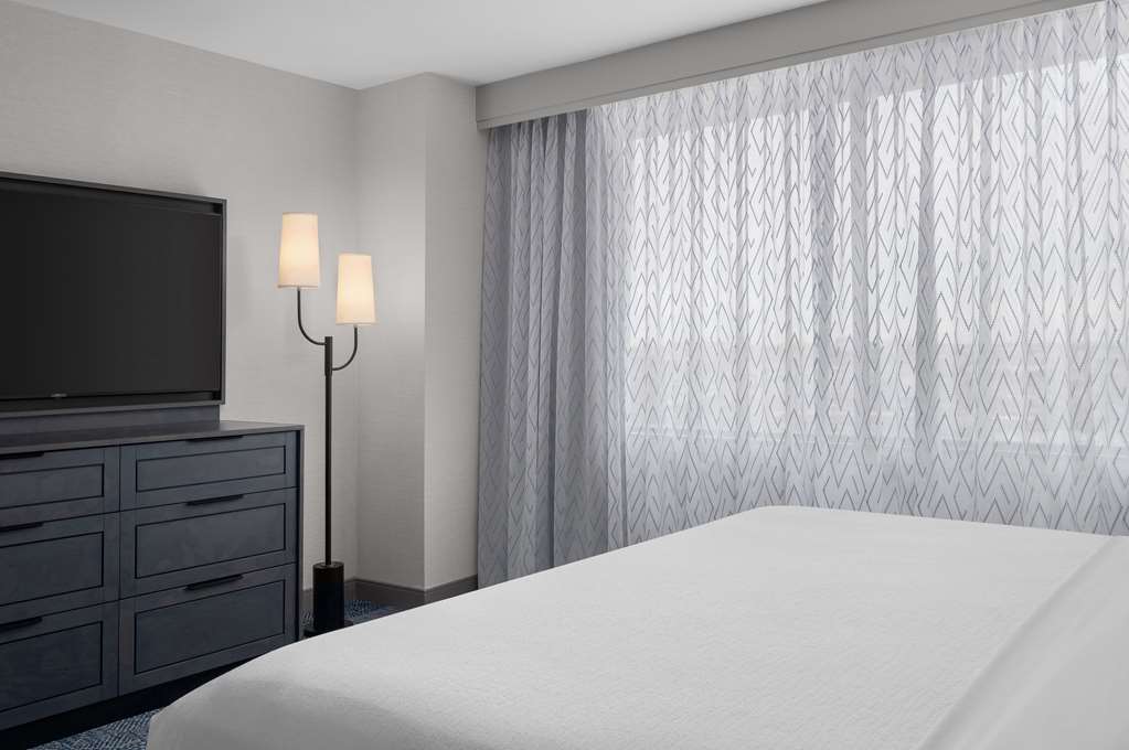 Фото Embassy Suites by Hilton El Paso