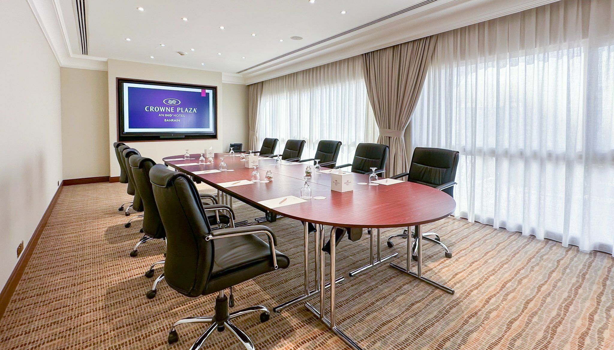 Фото Crowne Plaza Bahrain