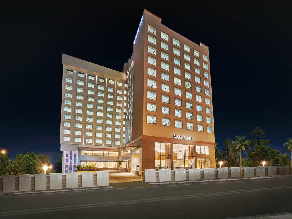 Фото Novotel Mumbai International Airport