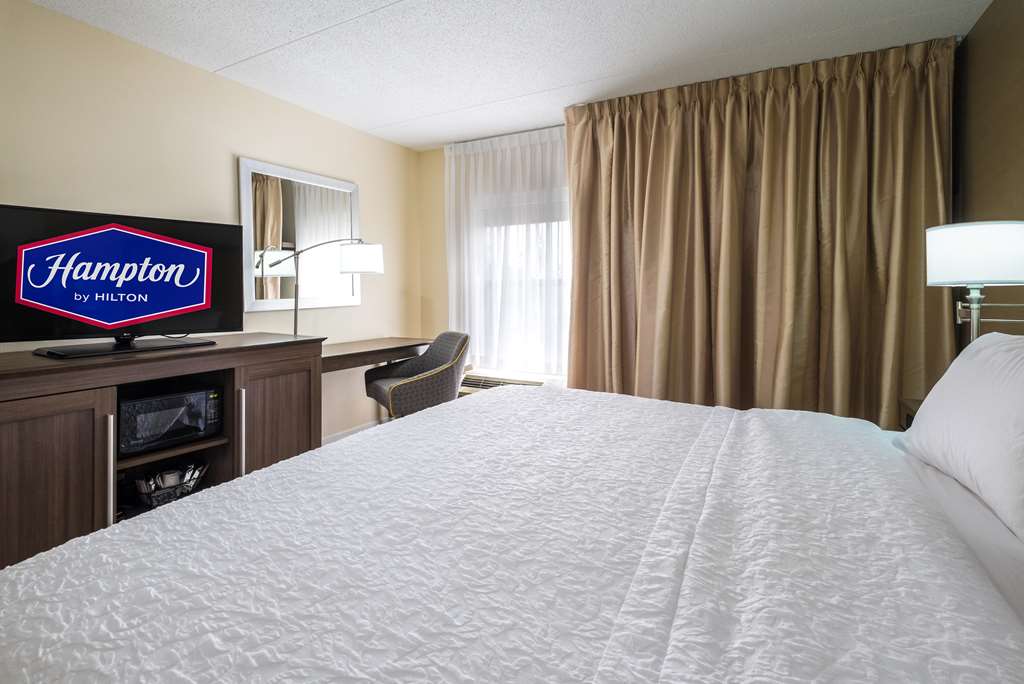 Фото Hampton Inn Freeport/Brunswick