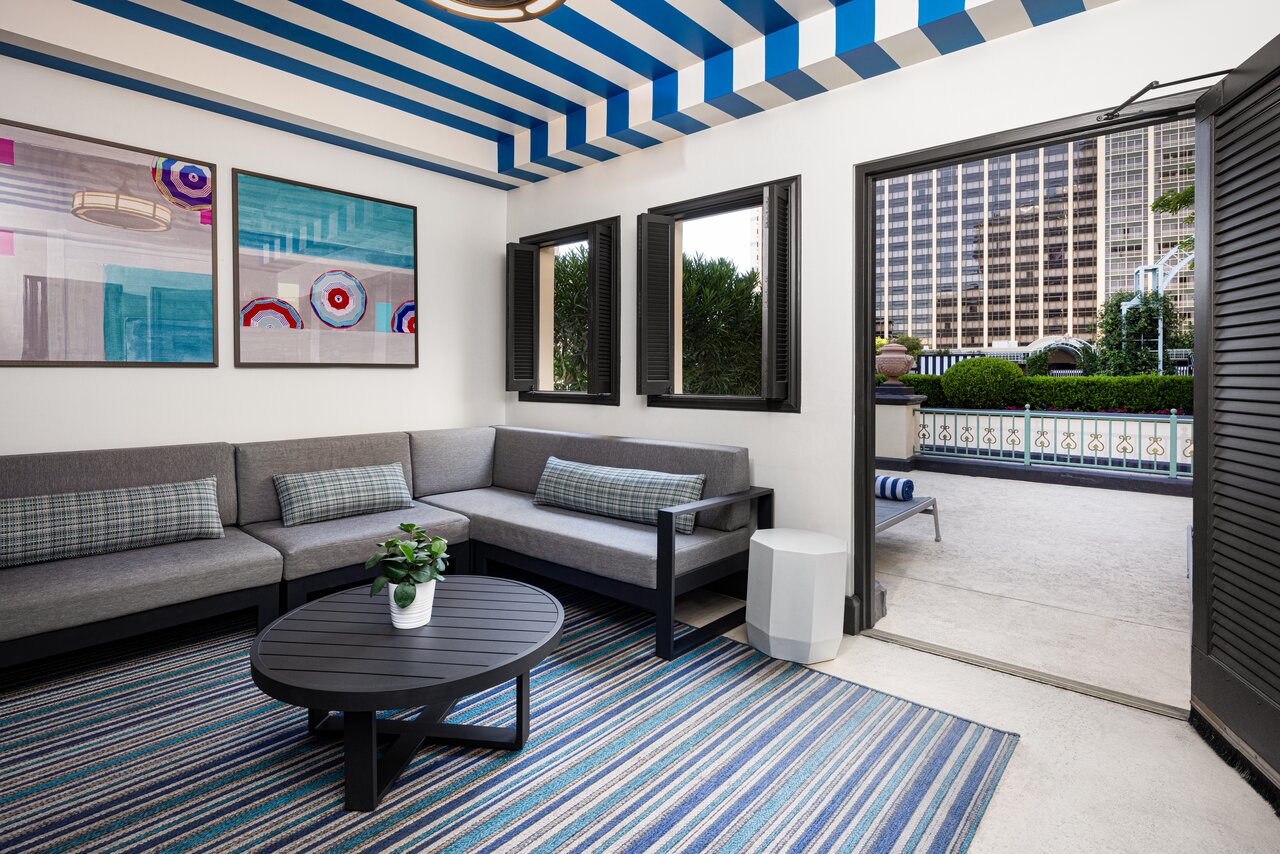 Фото Paris Las Vegas Hotel & Casino