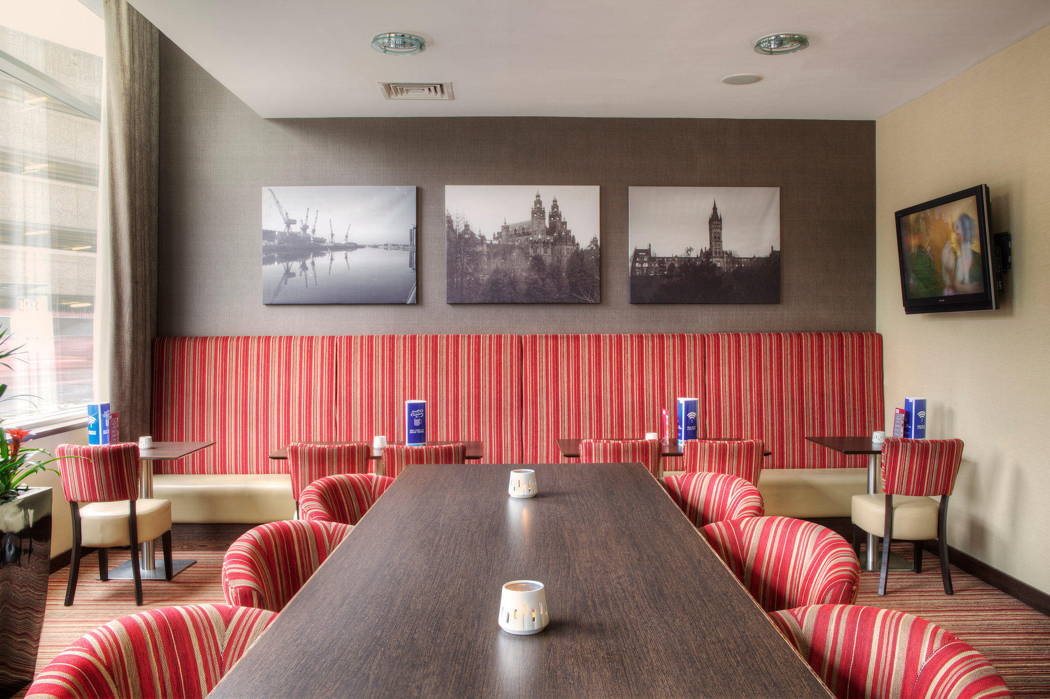Фото Holiday Inn Glasgow City Centre Theatreland, an Ihg Hotel