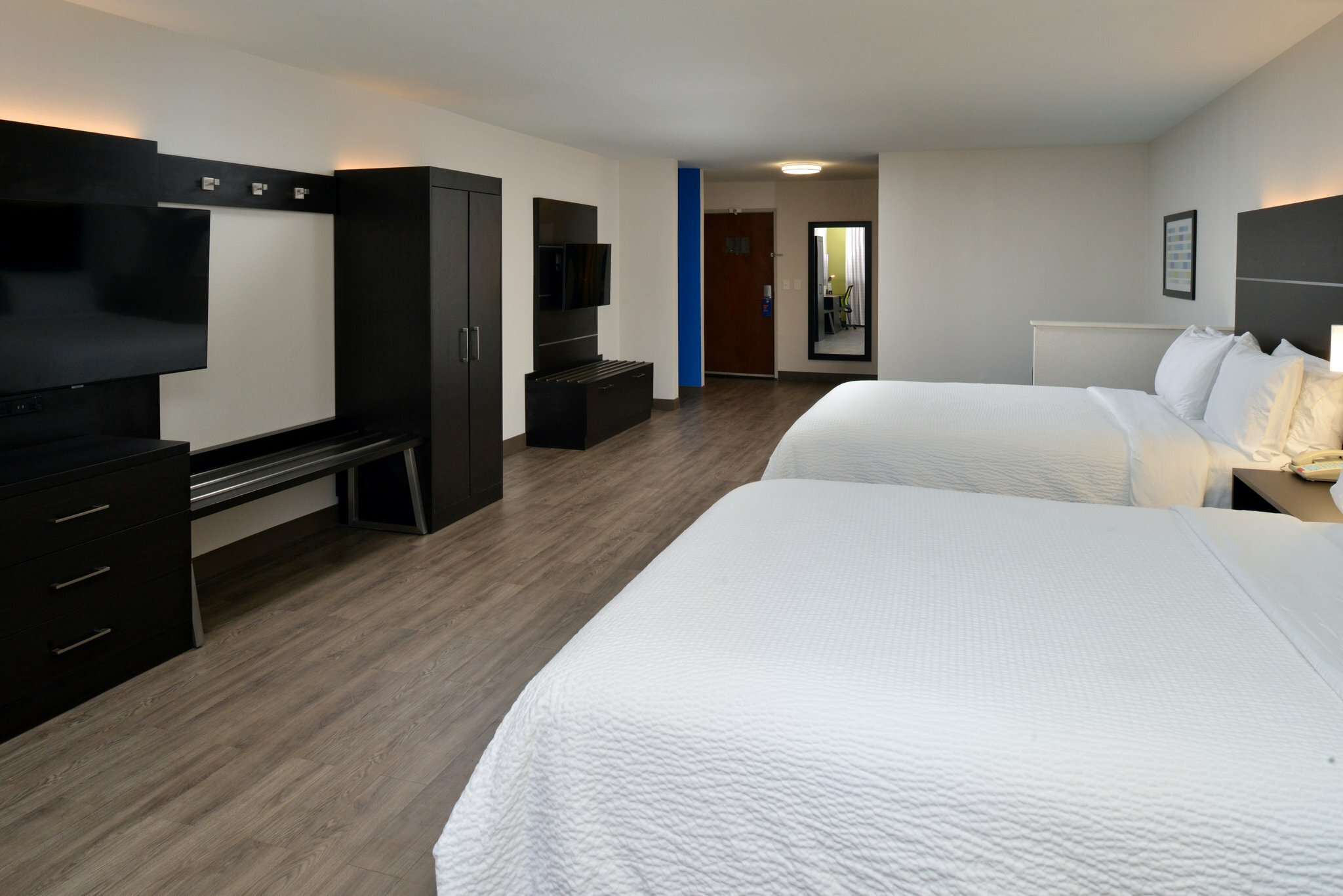 Фото Holiday Inn Express & Suites Carthage