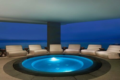 Гостиница Wyndham Garden Ajman Corniche в Аджмане