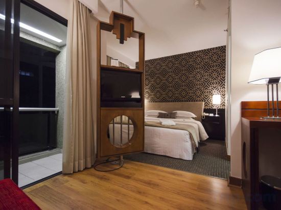 Фото Estanplaza Funchal - Faria Lima