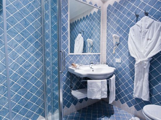 Фото Ostuni Palace Hotel Bistrot & SPA