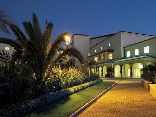 Гостиница Marinagri Resort в Базиликате