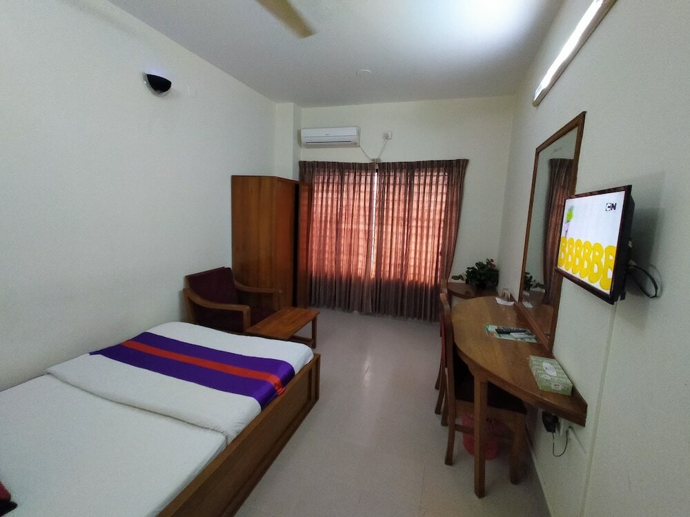 Фото Hotel Supreme