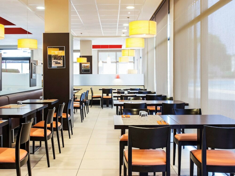 Фото ibis Barcelona Ripollet