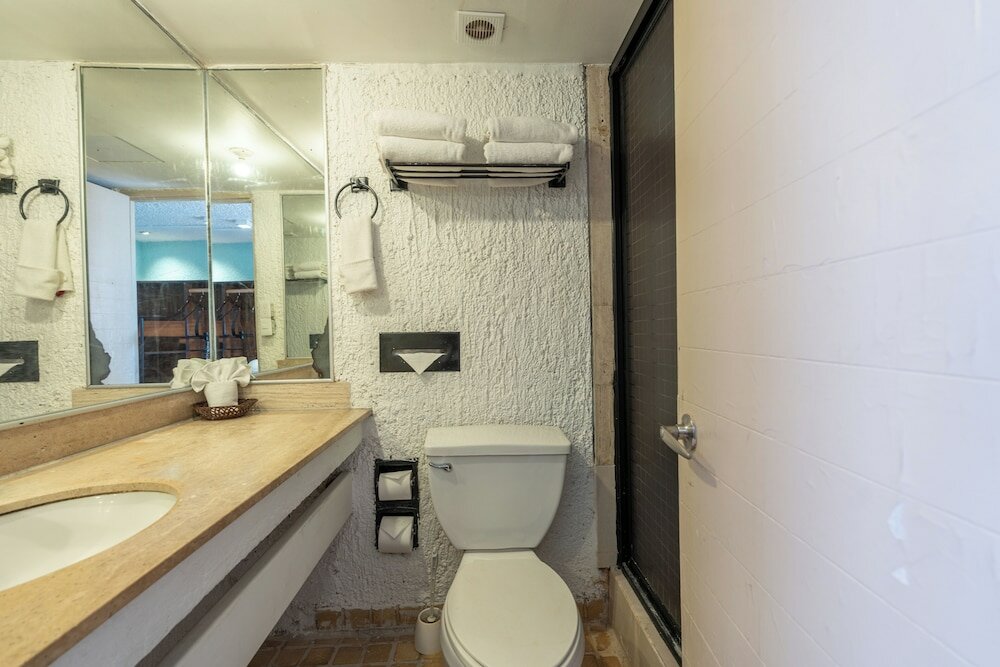 Фото Nílu Cancún Zona Hotelera by Selina