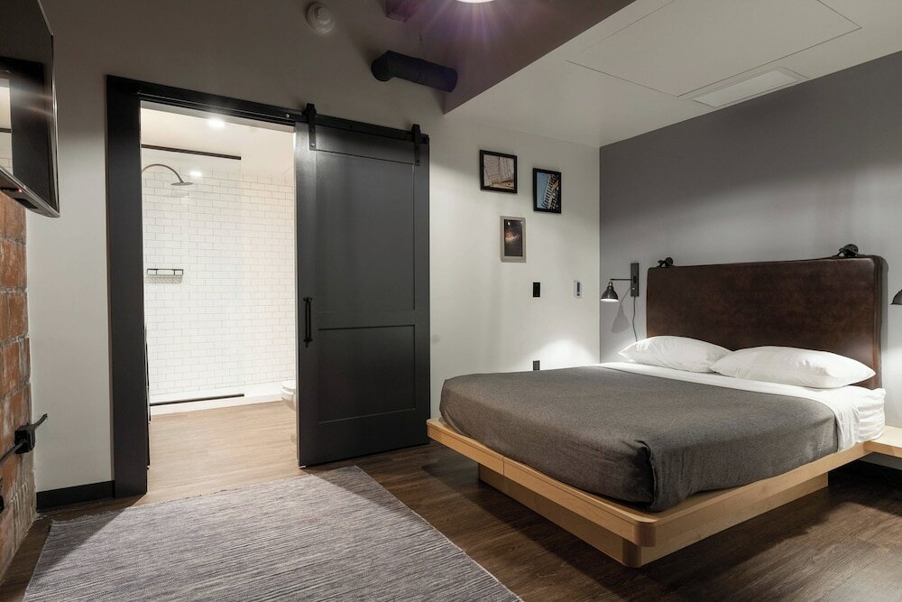 Фото Moxy Nashville Downtown