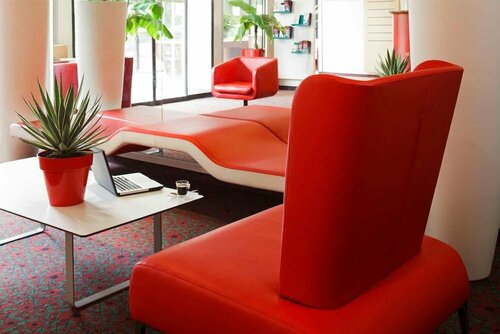 Гостиница ibis Marne-la-Vallée Émerainville в Понто-Комбе