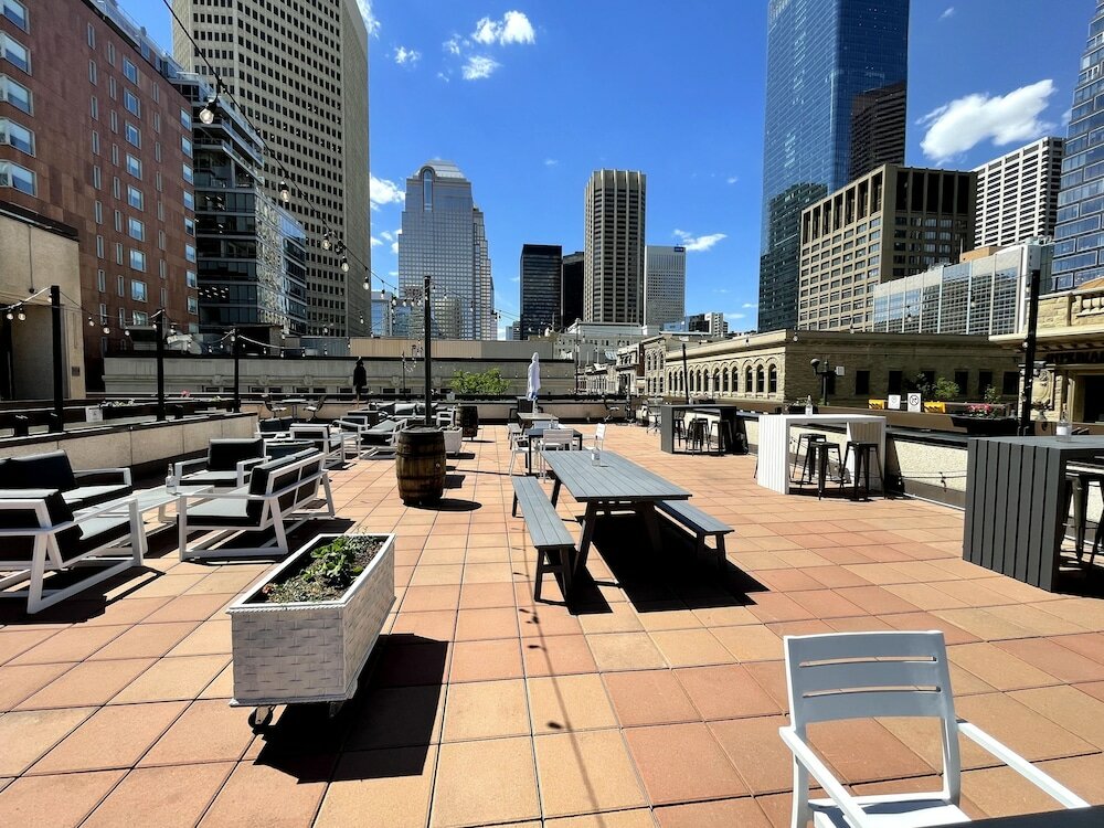 Фото Calgary Marriott Downtown Hotel