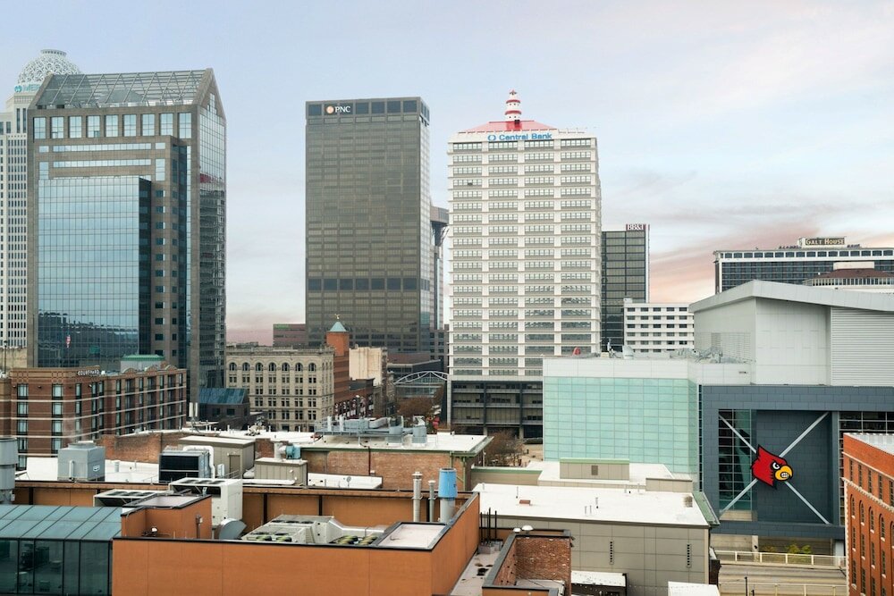 Фото Moxy Louisville Downtown