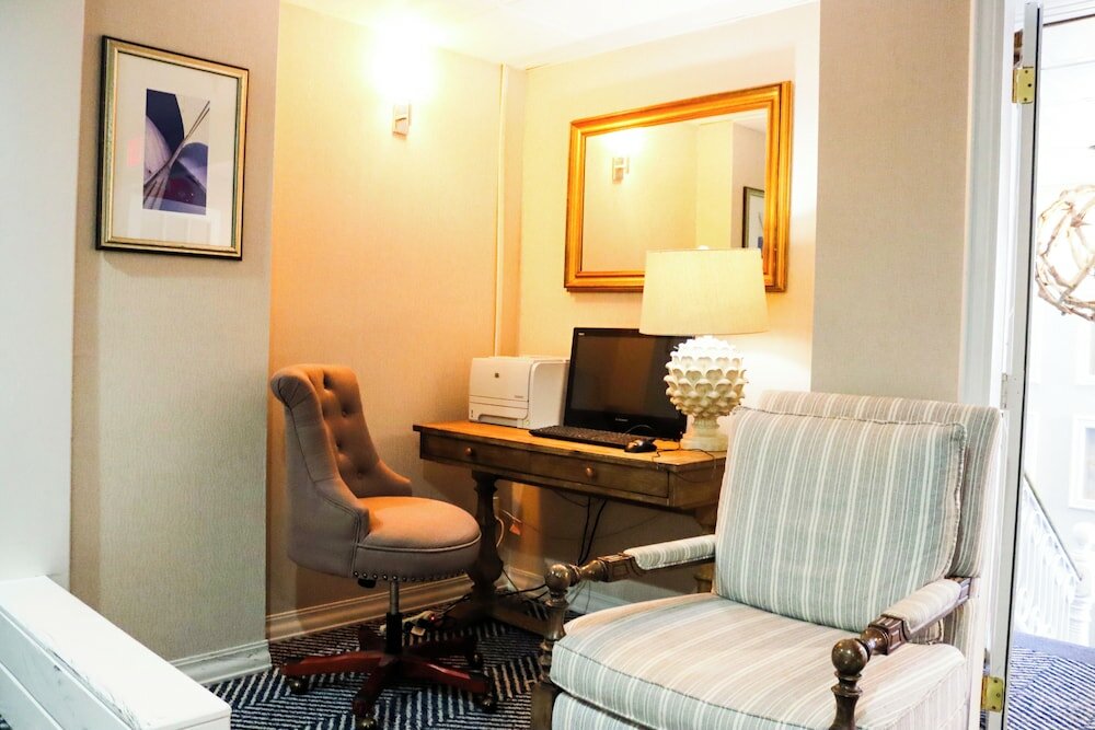 Фото Danfords Hotel and Marina