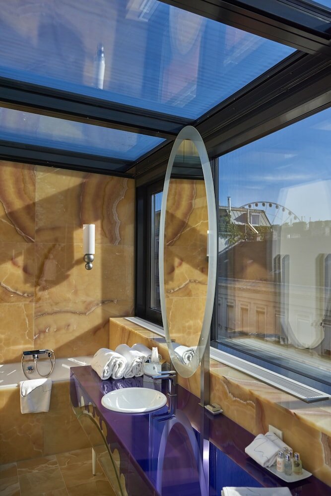 Фото Aria Hotel Budapest by Library Hotel Collection