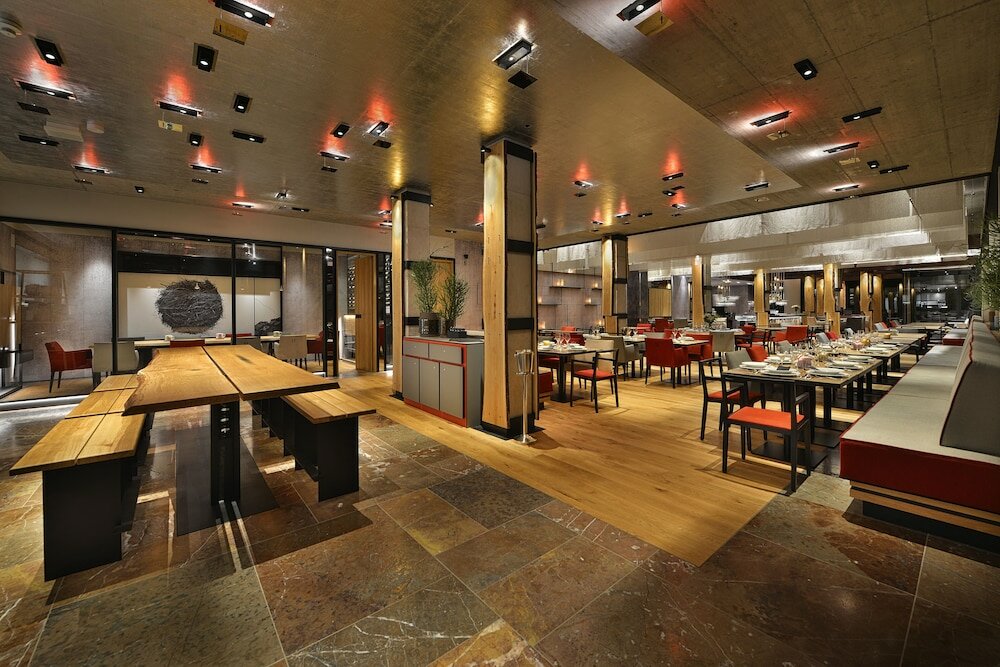 Фото Grand Hotel Hradec