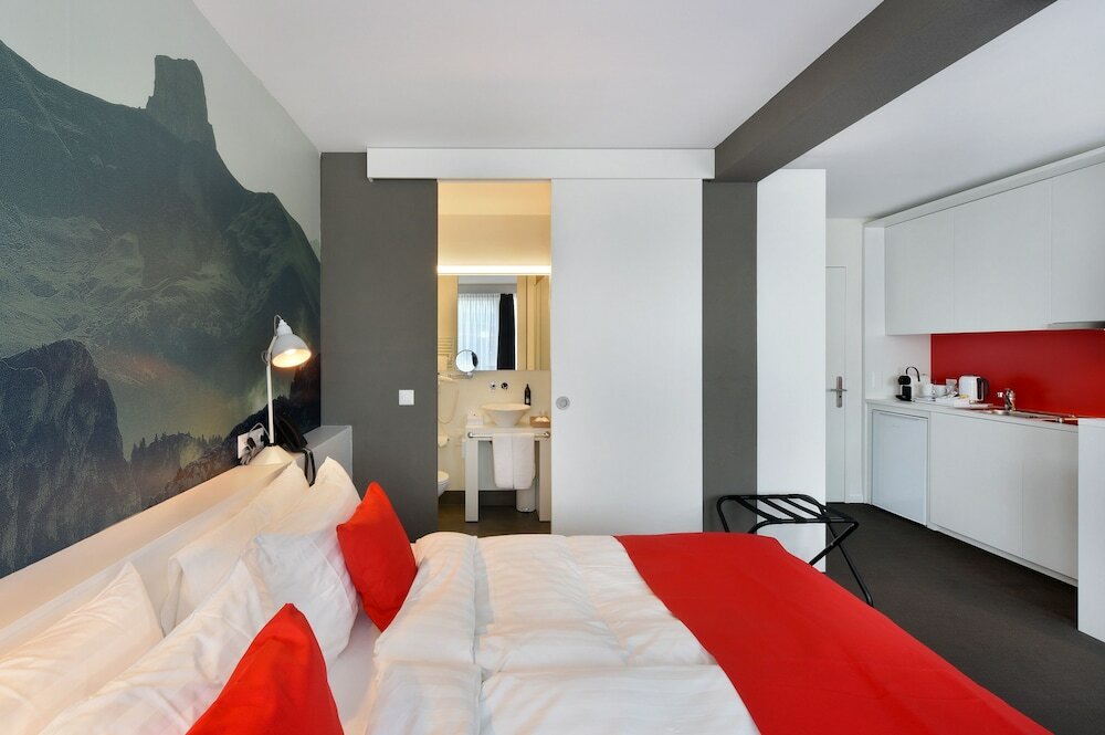 Фото Home Swiss Hotel