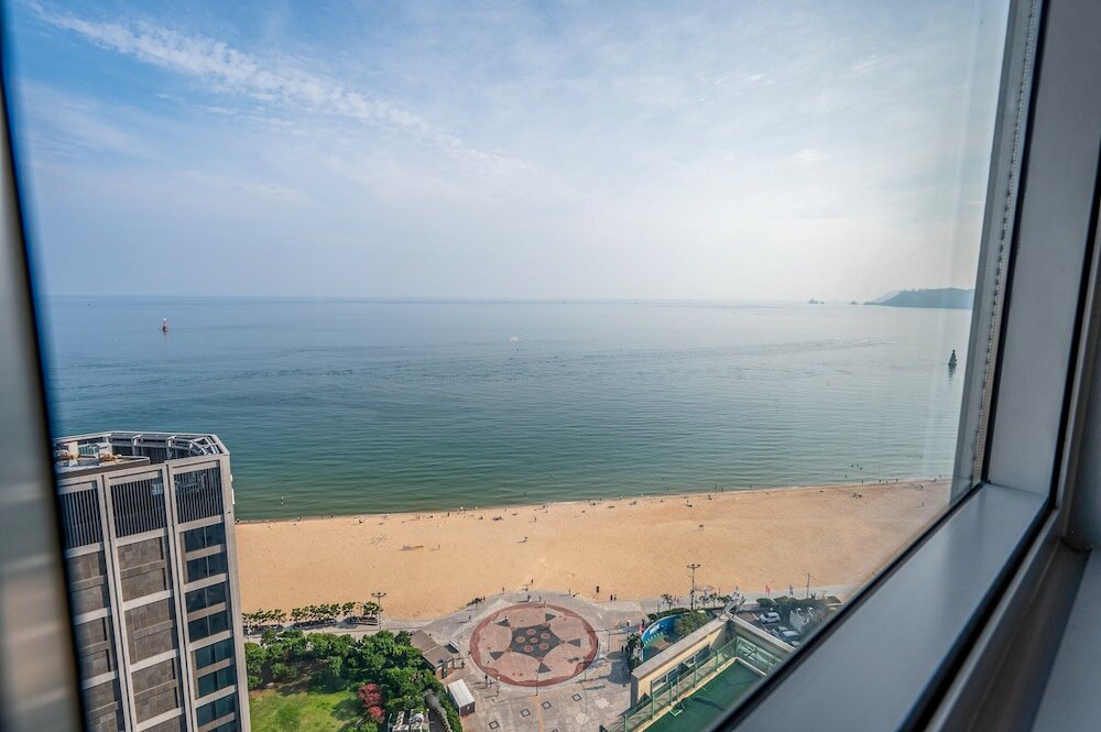 Фото Haeundae Seacloud Hotel Residence
