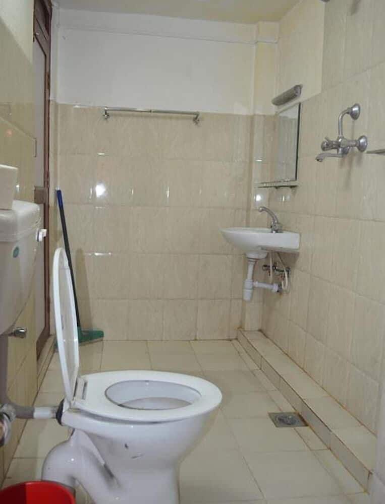 Фото Hotel swastik