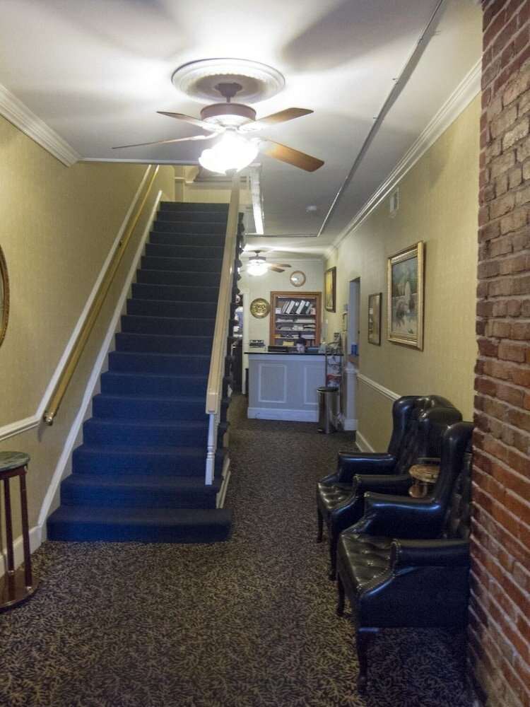 Фото The Baron Hotel