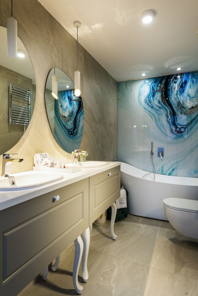 Фото Hotel Gallery 37 Powered by Aston