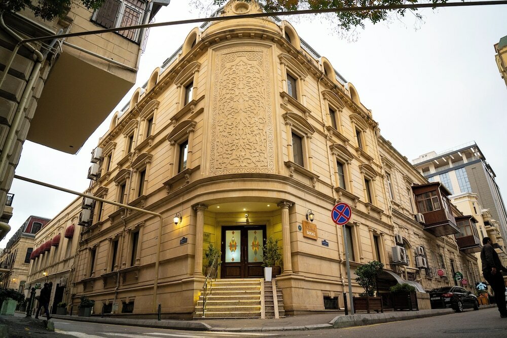 Фото отеля 1