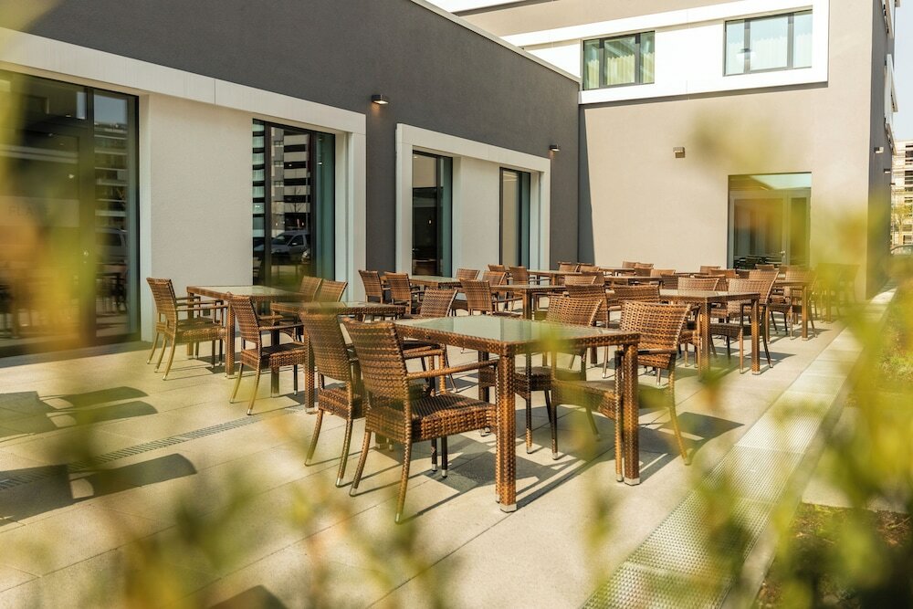 Фото Ibis Duesseldorf Airport