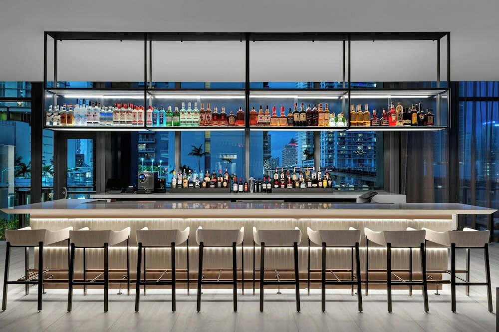Фото Element Miami Brickell