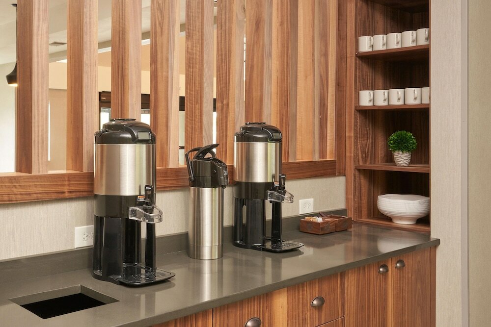 Фото Four Points by Sheraton Chicago Schaumburg