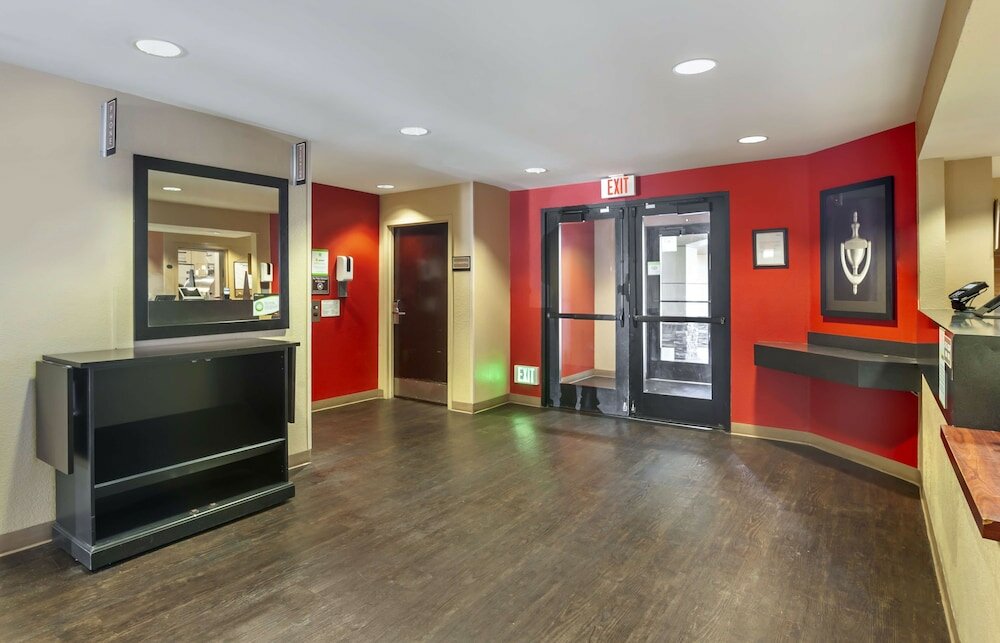 Фото Extended Stay America Suites San Diego Mission Valley Stadiu