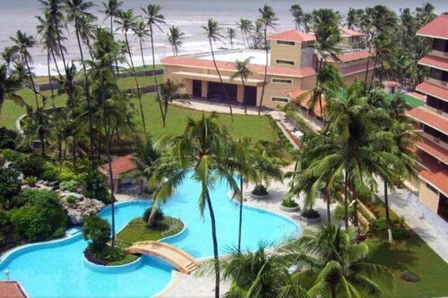 Внешний вид отеля The Retreat Hotel & Convention Centre в Мумбаях, фото 4