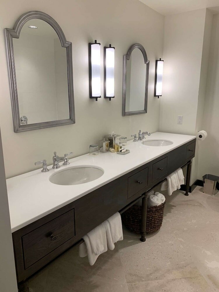 Фото Valencia Riverwalk