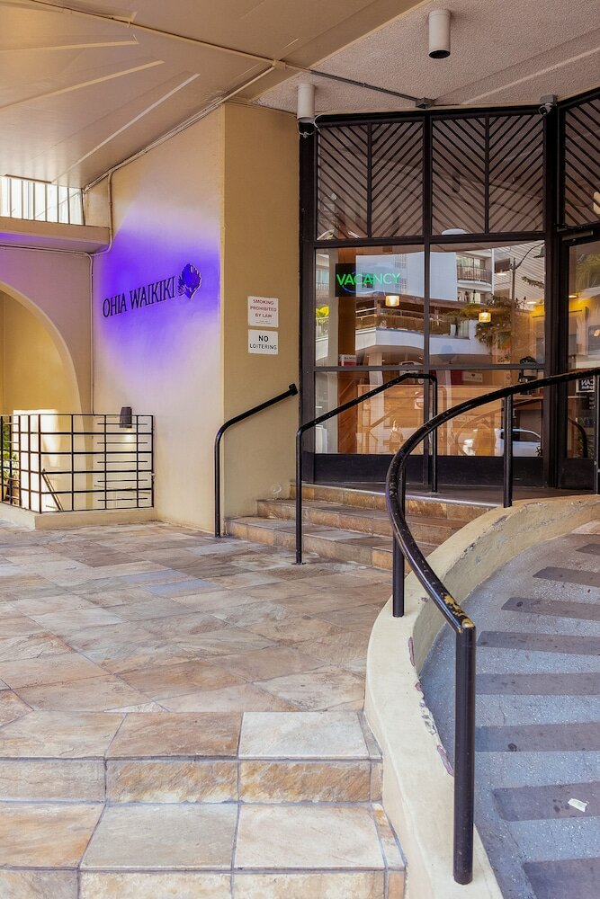 Фото Ohia Waikiki Studio Suites