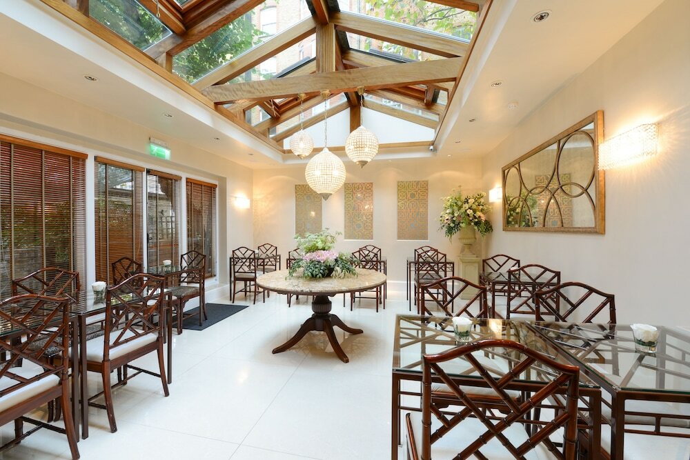 Фото Twenty Nevern Square Hotel