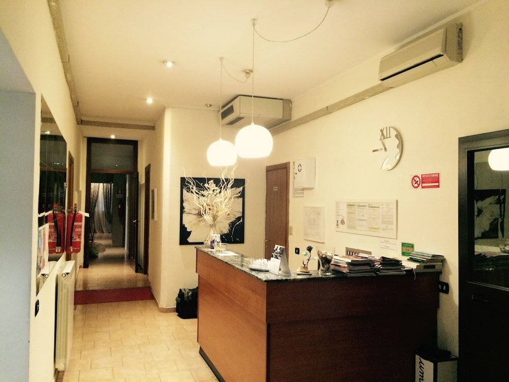 Фото Hotel Atena