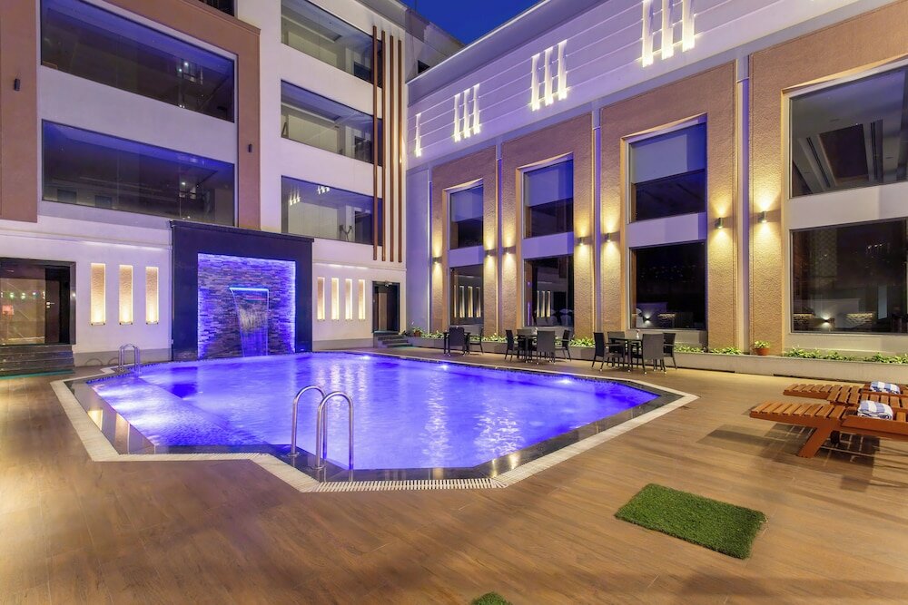 Фото отеля 2