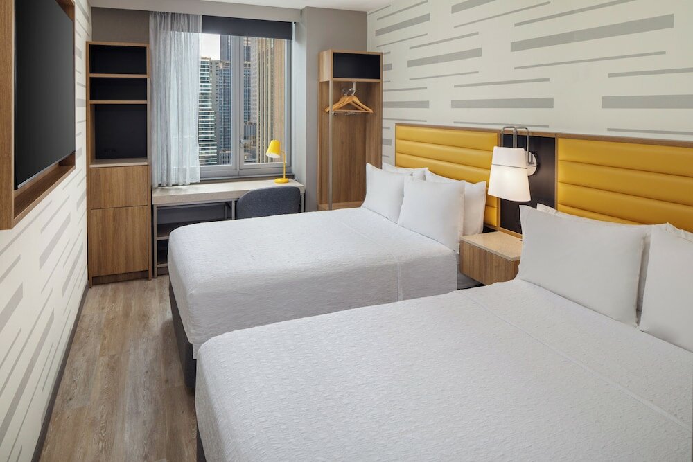 Фото Hampton Inn by Hilton New York Times Square