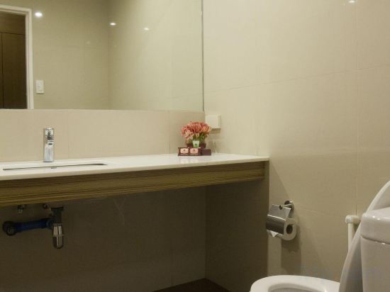 Фото Rothman Hotel